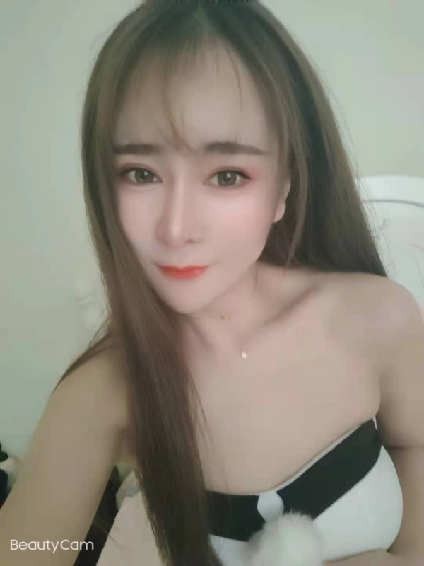 西门长腿颜值小姐姐